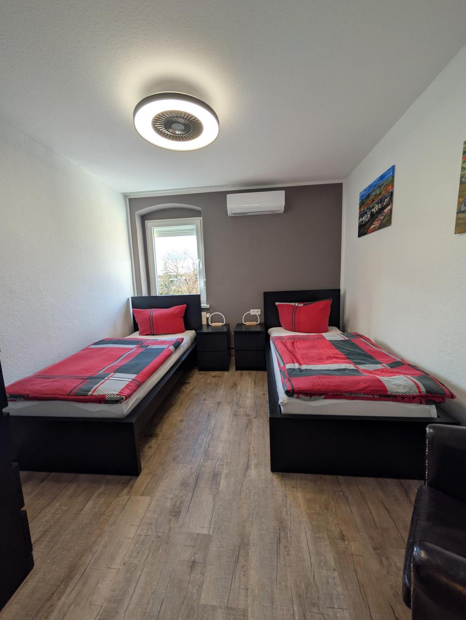 Richter Apartments Finsterwalde Mit Klimaanlage Bagian luar foto