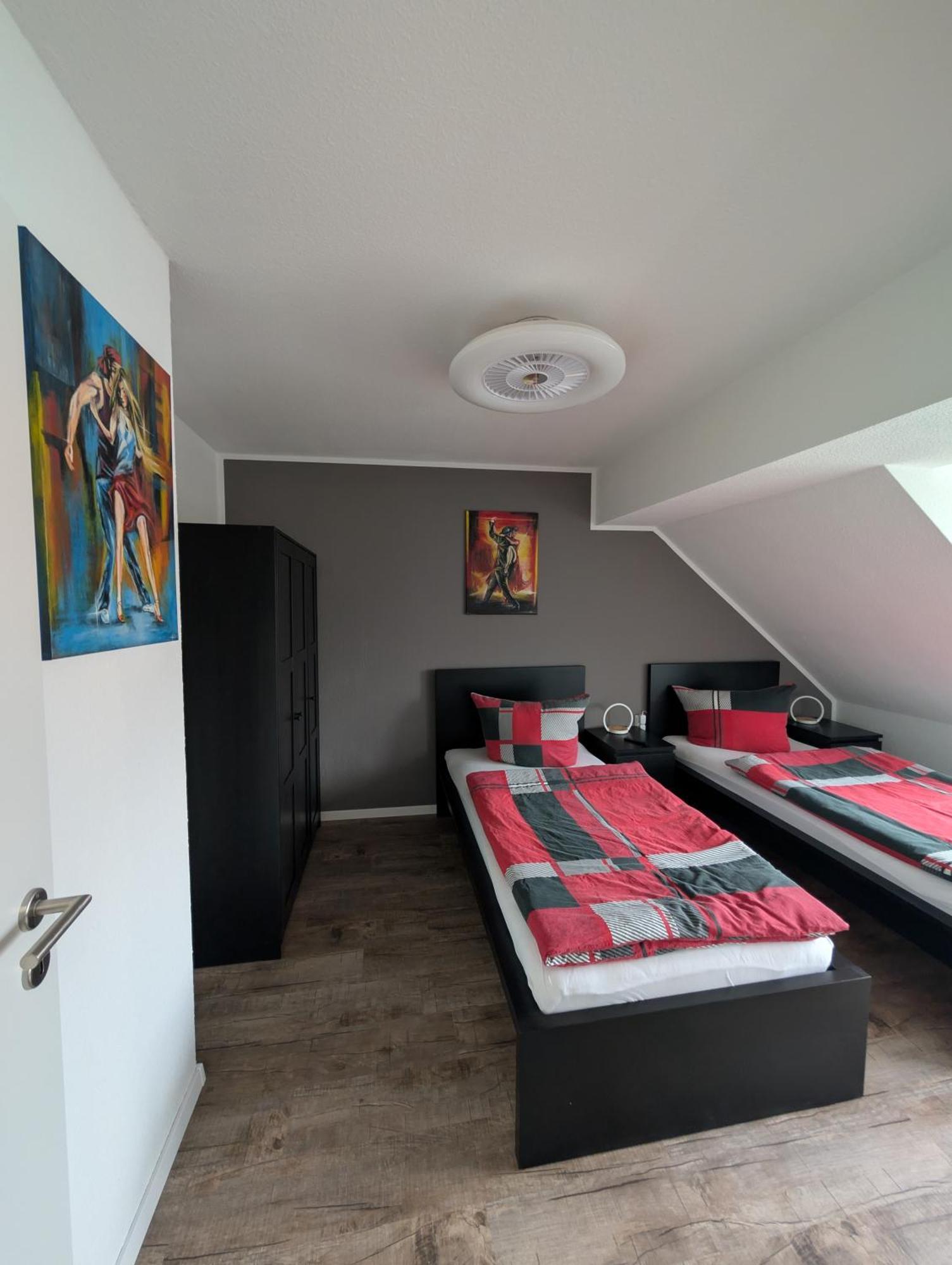 Richter Apartments Finsterwalde Mit Klimaanlage Bagian luar foto